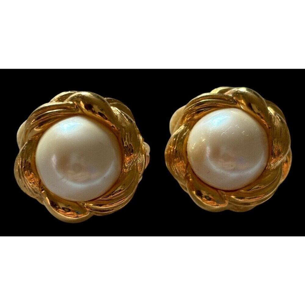 Braided Brushed Gold Tone Framed Pearl Clip On Earrings with Cushion Backs - Picture 7 of 7